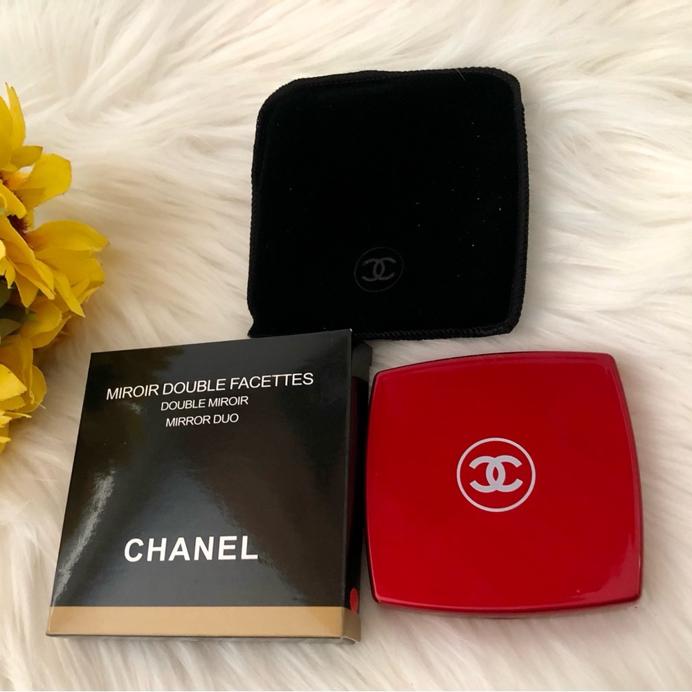 Chanel Mirror duo compact. Brand new in pouch/box. Metallic Chanel Red.
